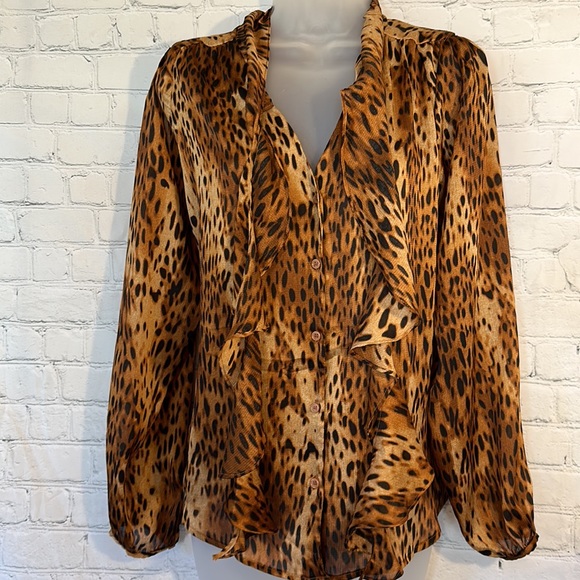 New York & Co animal print button down blouse - Picture 6 of 10